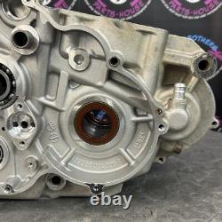 00 2003 ktm 450 SX LEFT RIGHT ENGINE CRANKCASE CRANK CASES BLOCK 14MM CASE SET