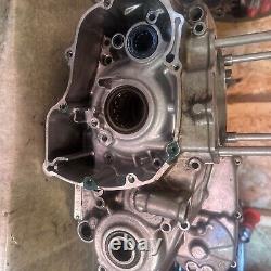 2002- 2003 Honda CRF450R CRF 450R Left And Right Crank Cases Complete Case Set