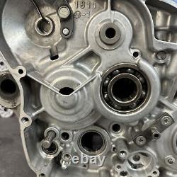 2017 kawasaki kx250f LEFT RIGHT ENGINE CRANKCASE CRANK CASES BLOCK CASE SET