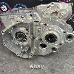 2017 kawasaki kx250f LEFT RIGHT ENGINE CRANKCASE CRANK CASES BLOCK CASE SET