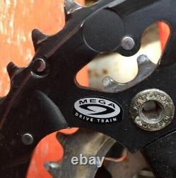 Bontrager Crank set ISIS Mountain Bike 175mm 44/32/22 Taper Black aluminum