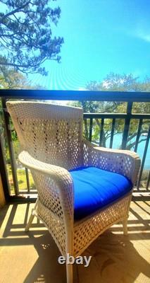 Outdoor Dining, 4 Chairs, Glass Table, Umbrella, Wicker Style over Aluminum
