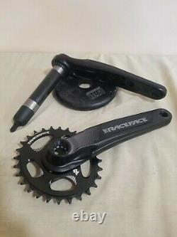 RaceFace Aeffect CINCH Crank Arm Set 175mm Black With 28t Oval Chainring and BB