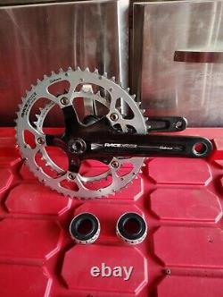 Race Face Cadence Road Crankset WithRings & Bottom Bracket