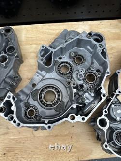 1998 01 yamaha wr400f yz400 yz400f ENSEMBLE DE CARTER MOTEUR GAUCHE DROIT