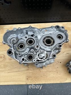 1998 01 yamaha wr400f yz400 yz400f ENSEMBLE DE CARTER MOTEUR GAUCHE DROIT