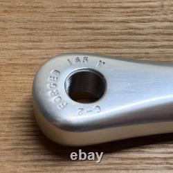 Manivelle en aluminium à 5 bras PCD130mm longueur 165mm argentée à embout carré