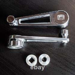 Set de manivelles de fenêtre et de poignées de porte universelles en chrome poli (2 de chaque inclus) C10