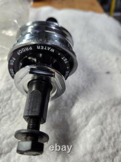 Vieux BMX Sugino GT Pédalier 170 mm avec Boîtier de Pédalier Sunlite Noir